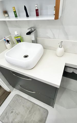 Casa à venda com 200m², 3 quartos e 2 vagas Casa à venda com 200m², 3 quartos e 2 vagasBanheiro da Suíte 3