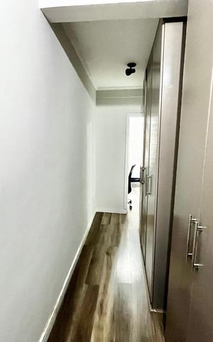 Casa à venda com 200m², 3 quartos e 2 vagas Casa à venda com 200m², 3 quartos e 2 vagasQuarto Suíte 3