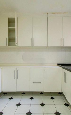 Casa à venda com 176m², 3 quartos e 3 vagas