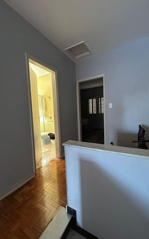 Casa à venda com 161m², 3 quartos e 2 vagas