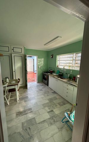 Casa à venda com 161m², 3 quartos e 2 vagas
