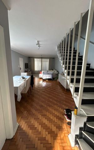 Casa à venda com 161m², 3 quartos e 2 vagas