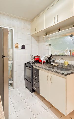 Apartamento à venda com 78m², 3 quartos e 2 vagasCozinha