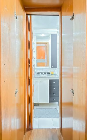 Apartamento à venda com 78m², 3 quartos e 2 vagasBanheiro da Suíte