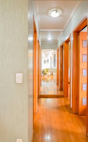 Apartamento à venda com 78m², 3 quartos e 2 vagasCorredor
