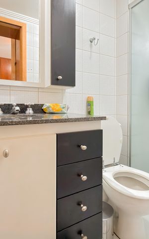 Apartamento à venda com 78m², 3 quartos e 2 vagasBanheiro da Suíte