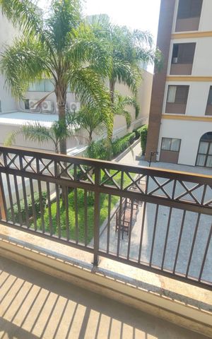 Apartamento à venda com 183m², 3 quartos e 3 vagas Apartamento à venda com 183m², 3 quartos e 3 vagasVaranda