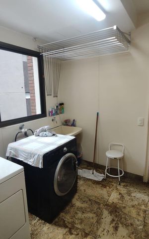 Apartamento à venda com 183m², 3 quartos e 3 vagas Apartamento à venda com 183m², 3 quartos e 3 vagasÁrea de serviço