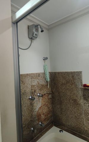 Apartamento à venda com 183m², 3 quartos e 3 vagas Apartamento à venda com 183m², 3 quartos e 3 vagasBanheiro