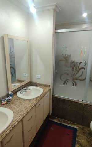 Apartamento à venda com 183m², 3 quartos e 3 vagas Apartamento à venda com 183m², 3 quartos e 3 vagasBanheiro