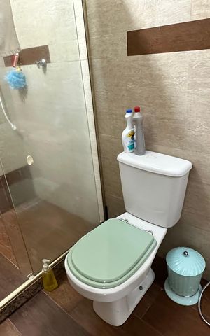 Casa à venda com 120m², 3 quartos e 4 vagas Casa à venda com 120m², 3 quartos e 4 vagasBanheiro quarto 2