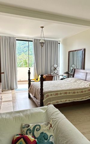 Casa à venda com 120m², 3 quartos e 4 vagas Casa à venda com 120m², 3 quartos e 4 vagasQuarto 1