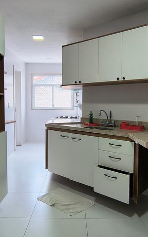 Apartamento à venda com 97m², 3 quartos e 2 vagas Apartamento à venda com 97m², 3 quartos e 2 vagasCozinha
