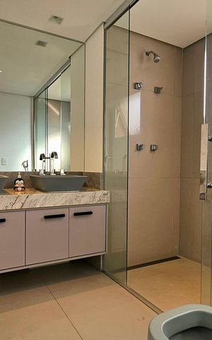 Apartamento à venda com 157m², 3 quartos e 2 vagas