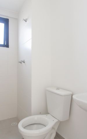 Apartamento à venda com 43m², 2 quartos e 1 vaga Apartamento à venda com 43m², 2 quartos e 1 vagaBanheiro