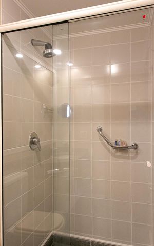 Studio à venda com 30m², 1 quarto e 1 vaga Studio à venda com 30m², 1 quarto e 1 vagaBanheiro
