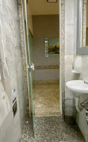 Casa à venda com 300m², 4 quartos e sem vaga