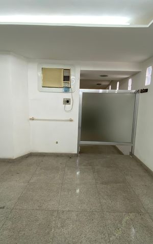 Casa à venda com 300m², 4 quartos e sem vaga