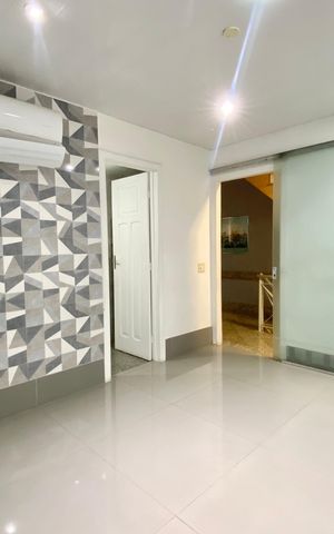 Casa à venda com 300m², 4 quartos e sem vaga