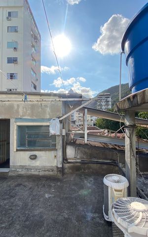 Casa à venda com 300m², 4 quartos e sem vaga