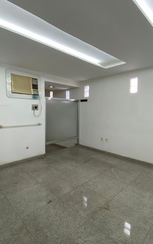 Casa à venda com 300m², 4 quartos e sem vaga