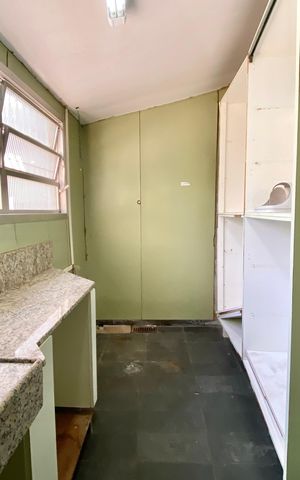 Casa à venda com 300m², 4 quartos e sem vaga