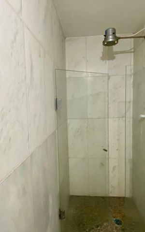 Casa à venda com 300m², 4 quartos e sem vaga