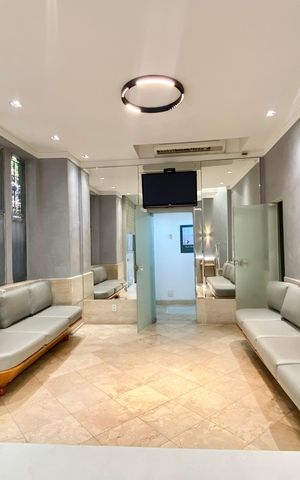 Casa à venda com 300m², 4 quartos e sem vaga