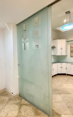 Casa à venda com 300m², 4 quartos e sem vaga