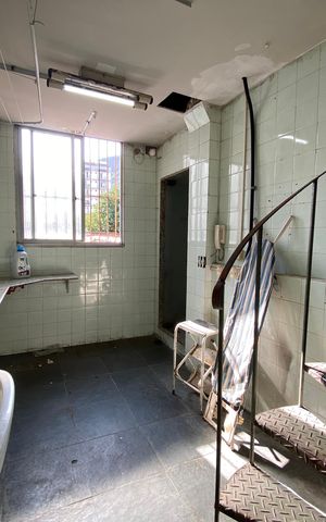 Casa à venda com 300m², 4 quartos e sem vaga