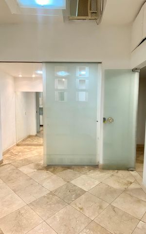 Casa à venda com 300m², 4 quartos e sem vaga