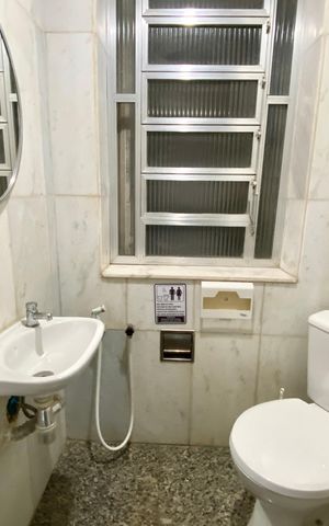 Casa à venda com 300m², 4 quartos e sem vaga