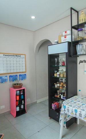 Casa à venda com 100m², 3 quartos e 2 vagas
