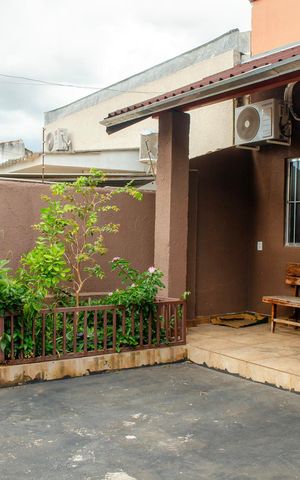 Casa para alugar com 90m², 3 quartos e 2 vagas