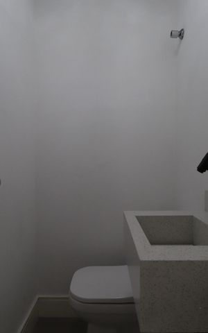 Apartamento à venda com 170m², 3 quartos e 4 vagasLavabo