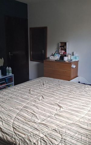 Casa à venda com 200m², 3 quartos e 2 vagas Casa à venda com 200m², 3 quartos e 2 vagasQuarto 1