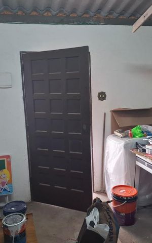 Casa à venda com 200m², 3 quartos e 2 vagas Casa à venda com 200m², 3 quartos e 2 vagasEdicula