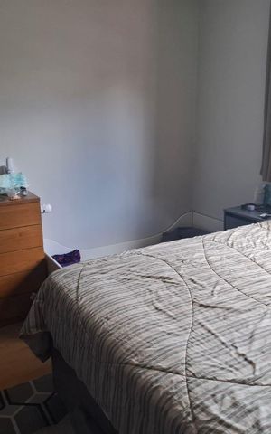 Casa à venda com 200m², 3 quartos e 2 vagas Casa à venda com 200m², 3 quartos e 2 vagasQuarto 1