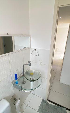 Apartamento à venda com 55m², 2 quartos e sem vagaBanheiro