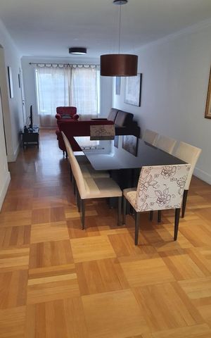 Casa à venda com 320m², 3 quartos e 2 vagas