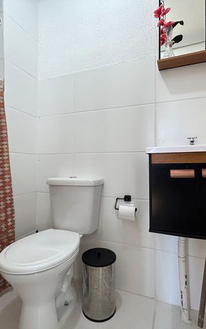 Apartamento à venda com 44m², 2 quartos e 1 vaga Apartamento à venda com 44m², 2 quartos e 1 vagaBanheiro