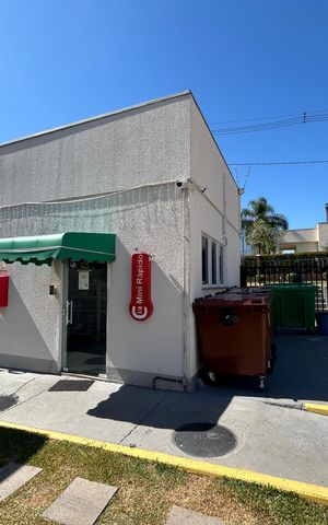 Apartamento à venda com 44m², 2 quartos e 1 vaga Apartamento à venda com 44m², 2 quartos e 1 vagaÁrea comum - Salão de festas