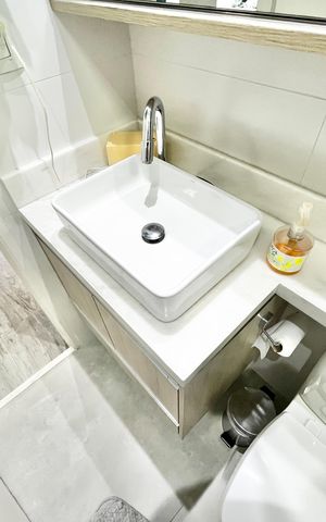 Apartamento à venda com 130m², 2 quartos e 2 vagas Apartamento à venda com 130m², 2 quartos e 2 vagasBanheiro da Suíte