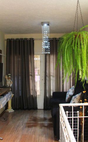 Casa à venda com 142m², 3 quartos e 1 vagaCasa 03 Sala 