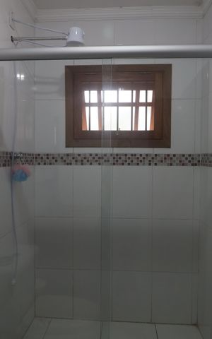 Casa à venda com 500m², 3 quartos e 5 vagasBanheiro da Suíte 2