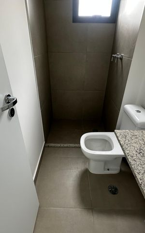 Apartamento à venda com 94m², 3 quartos e 2 vagas Apartamento à venda com 94m², 3 quartos e 2 vagasBanheiro da Suíte 2