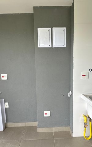 Apartamento à venda com 94m², 3 quartos e 2 vagas Apartamento à venda com 94m², 3 quartos e 2 vagasÁrea de Serviço