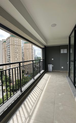 Apartamento à venda com 94m², 3 quartos e 2 vagas Apartamento à venda com 94m², 3 quartos e 2 vagasVaranda da Sala