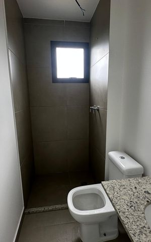 Apartamento à venda com 94m², 3 quartos e 2 vagas Apartamento à venda com 94m², 3 quartos e 2 vagasBanheiro da Suíte 2