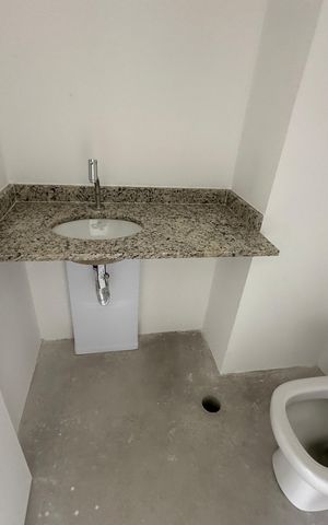 Apartamento à venda com 94m², 3 quartos e 2 vagas Apartamento à venda com 94m², 3 quartos e 2 vagasLavabo